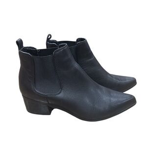 Blondo Emelia Black Leather Chelsea Ankle Boots Pull On SZ 9.5